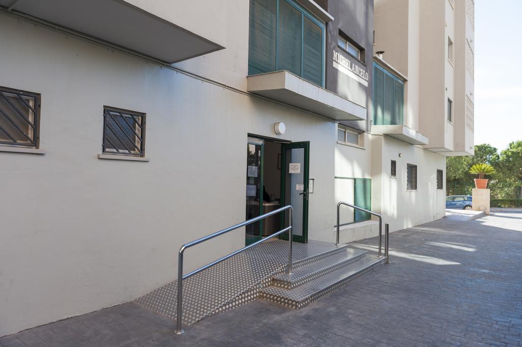 Apartamentos Michel Angelo Benidorm Exterior foto