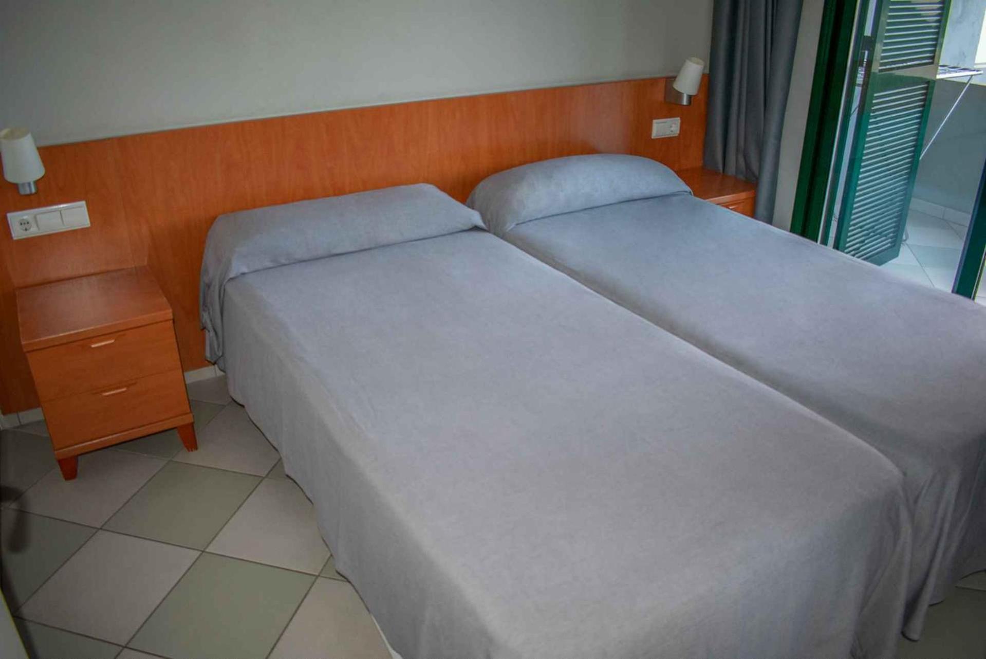 Apartamentos Michel Angelo Benidorm Quarto foto